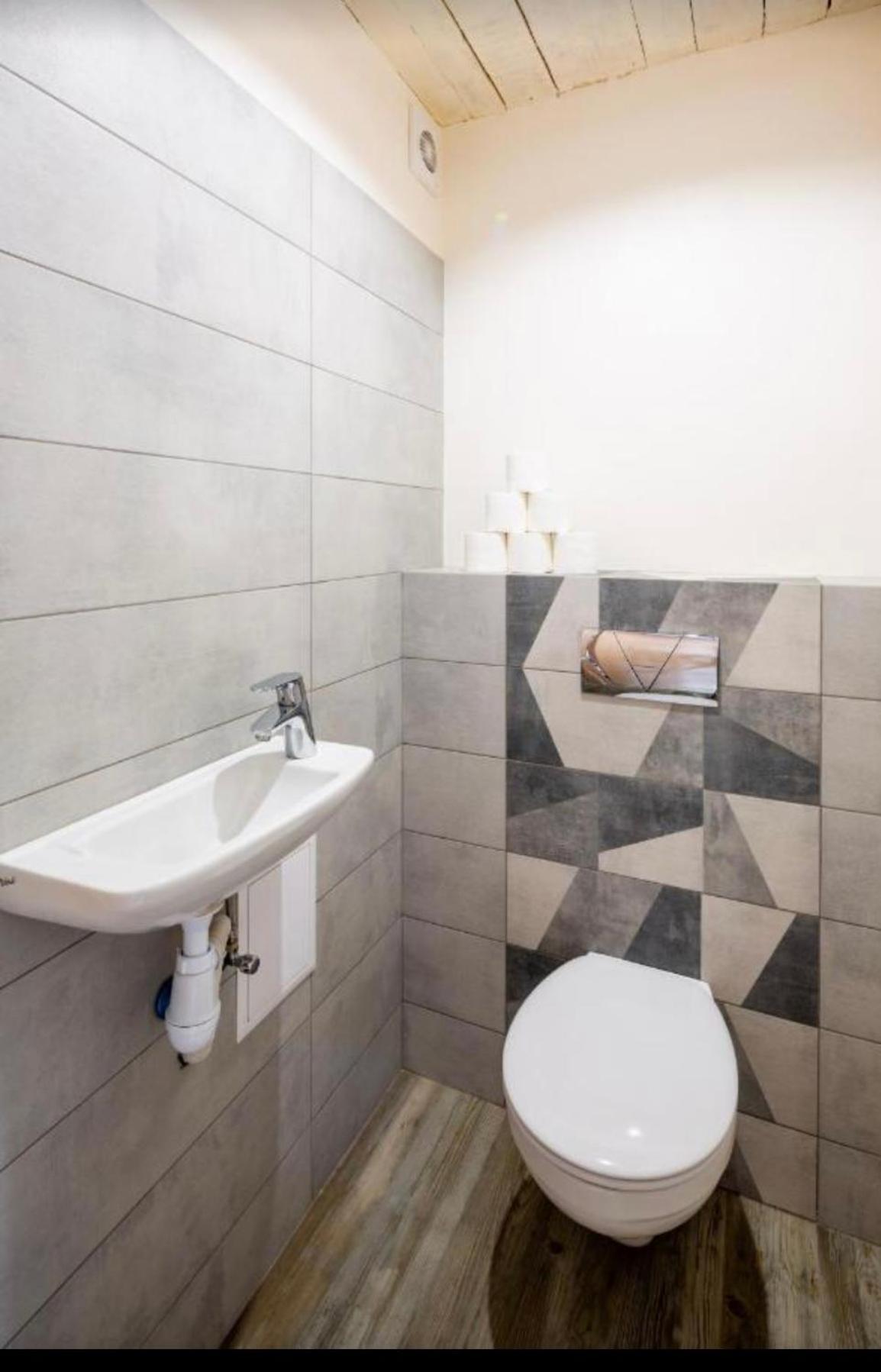 Romari Площа Ринок 29 Apartman Lviv Kültér fotó
